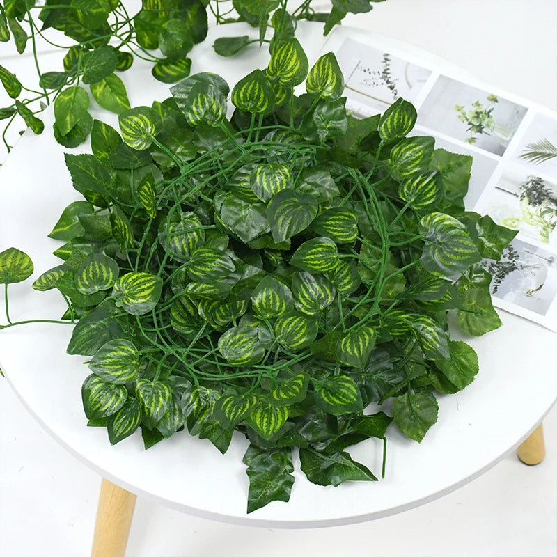 Silk Ivy Leaf Garland (2.1M)